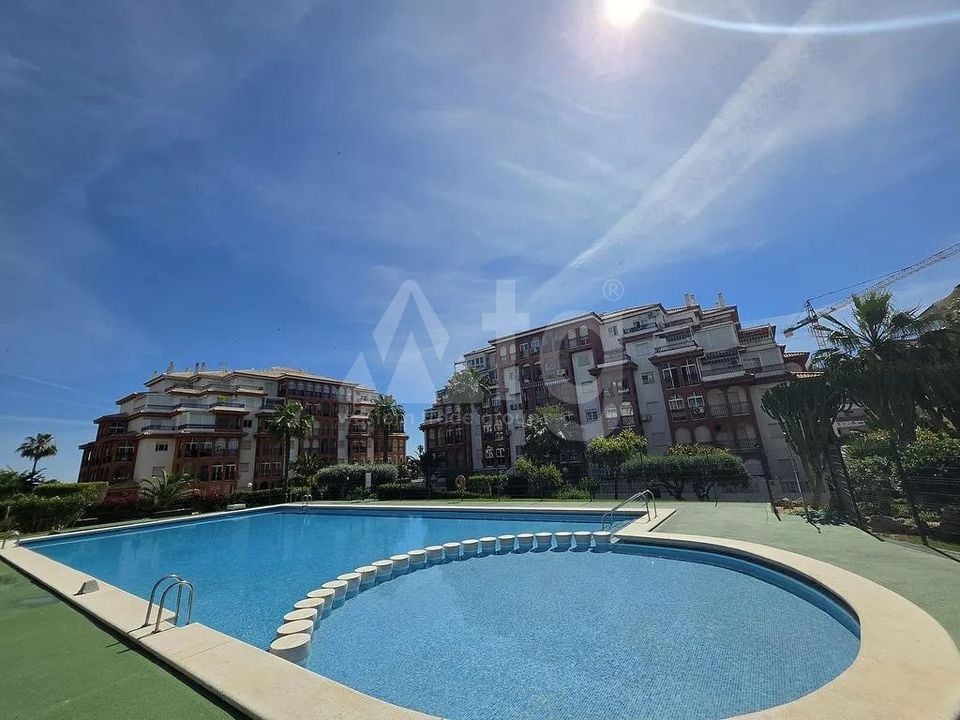 Apartament cu 2 dormitoare în Torrevieja - VEC140815 - Imagini - 1