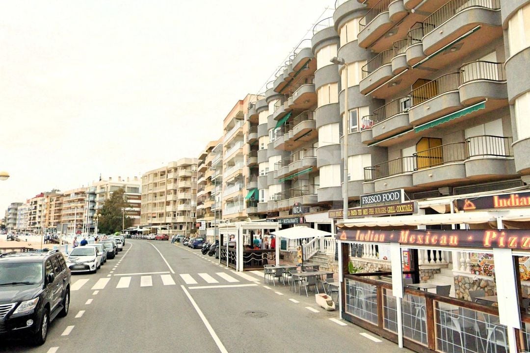 Appartement de 3 chambres à Torrevieja - SV140825 - Photo - 1