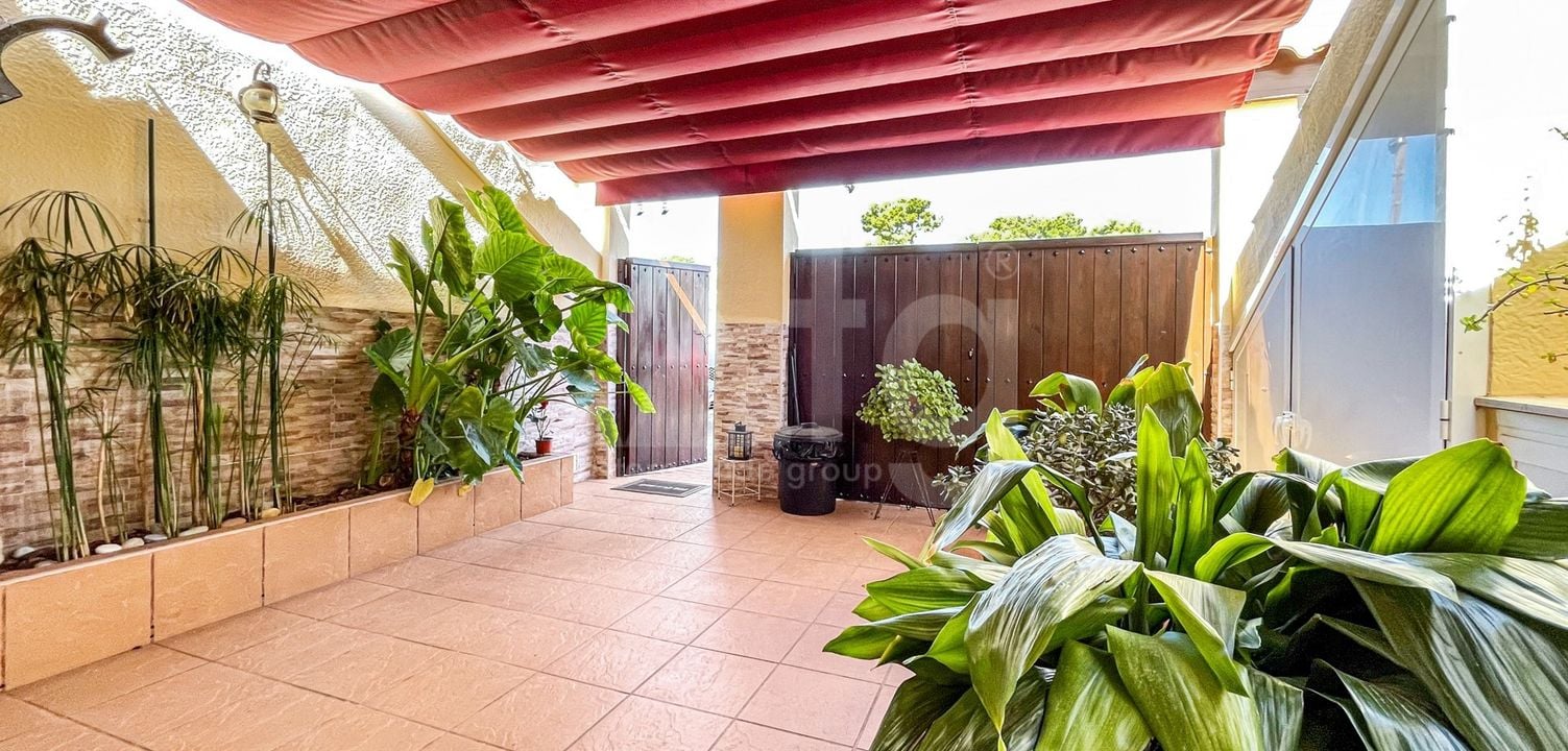 3 bedroom Townhouse in Los Balcones - MVR140857 - Photo - 2