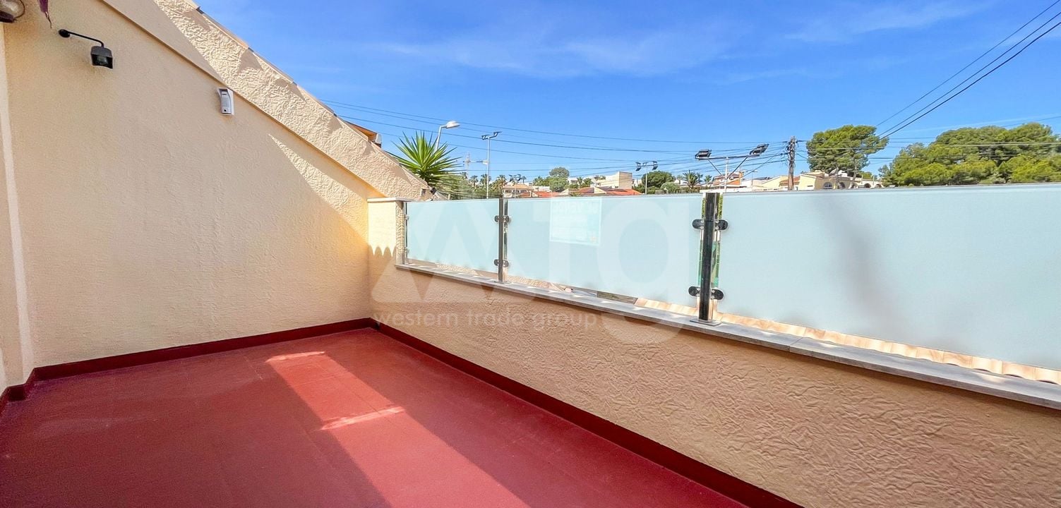 3 bedroom Townhouse in Los Balcones - MVR140857 - Photo - 23