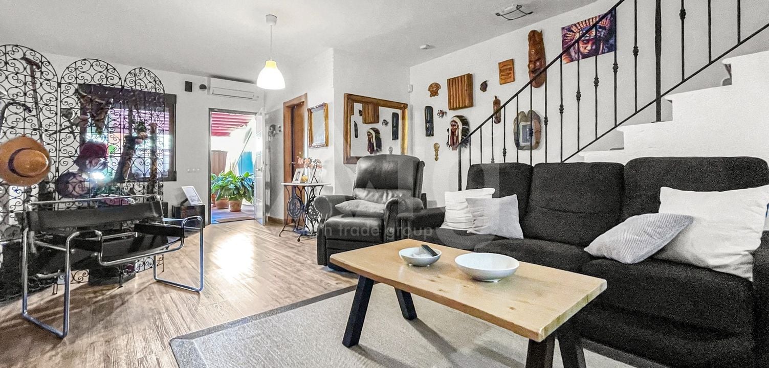 3 bedroom Townhouse in Los Balcones - MVR140857 - Photo - 4