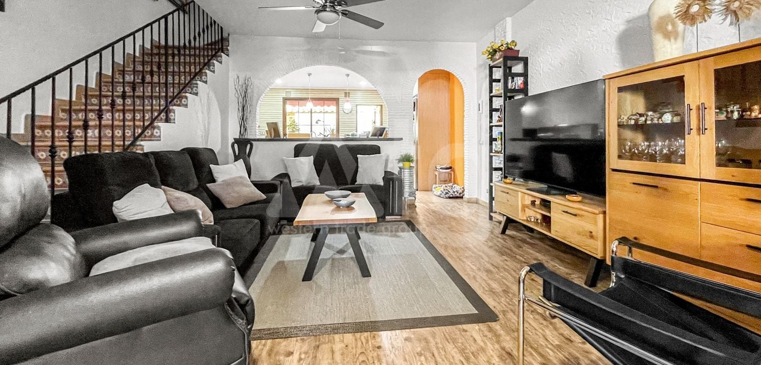 3 bedroom Townhouse in Los Balcones - MVR140857 - Photo - 3