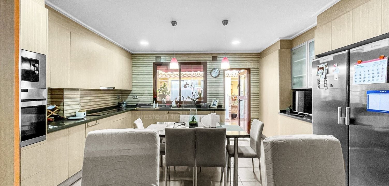 3 bedroom Townhouse in Los Balcones - MVR140857 - Photo - 5