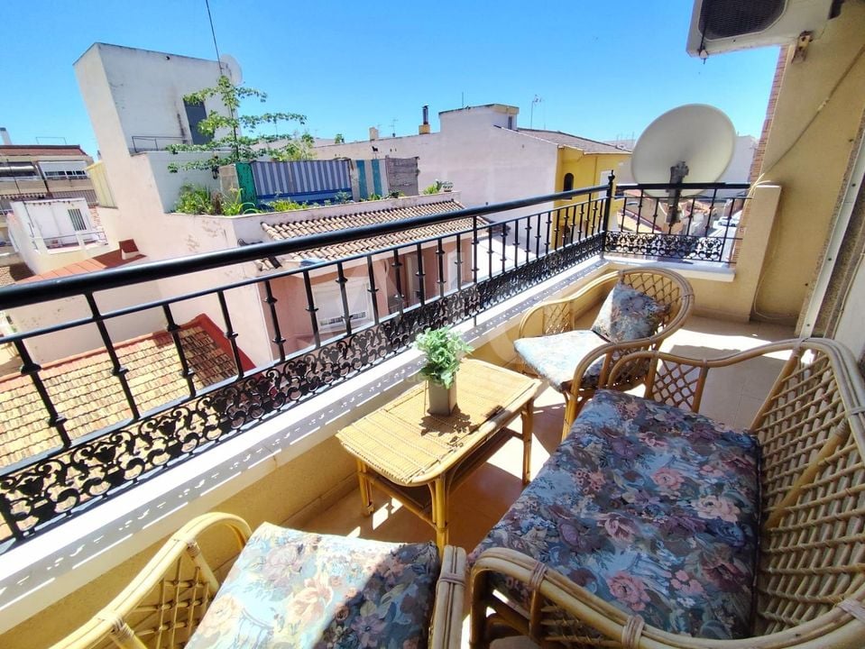 2 Schlafzimmer Appartement in Torrevieja - HRE140905 - Foto - 18