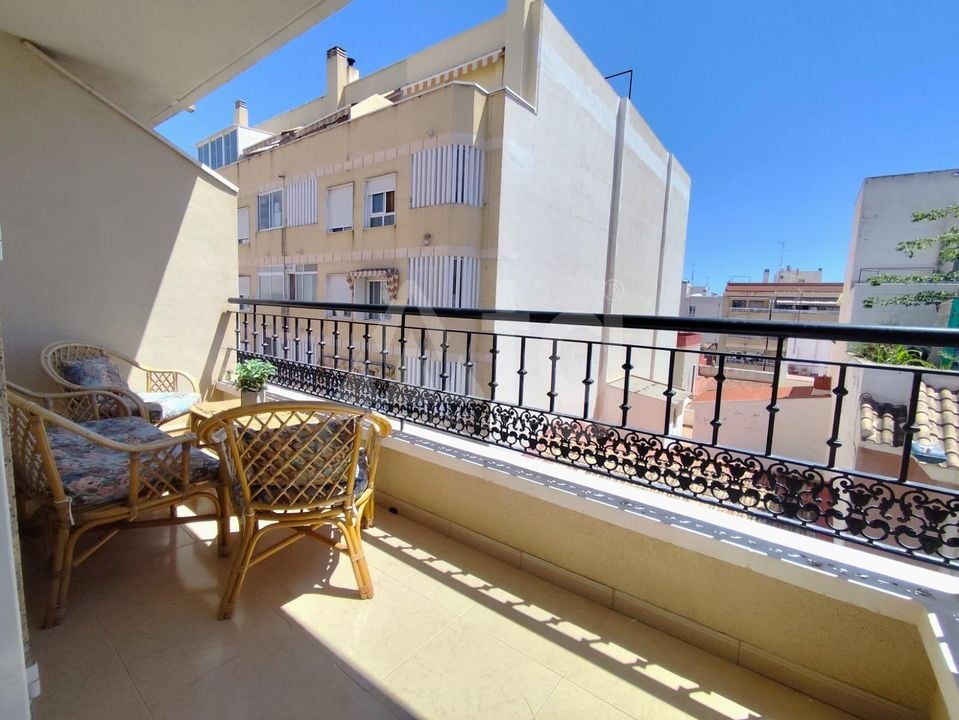 2 Schlafzimmer Appartement in Torrevieja - HRE140905 - Foto - 19