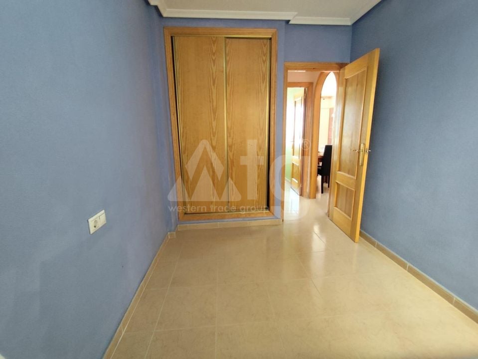 2 Schlafzimmer Appartement in Torrevieja - HRE140905 - Foto - 14