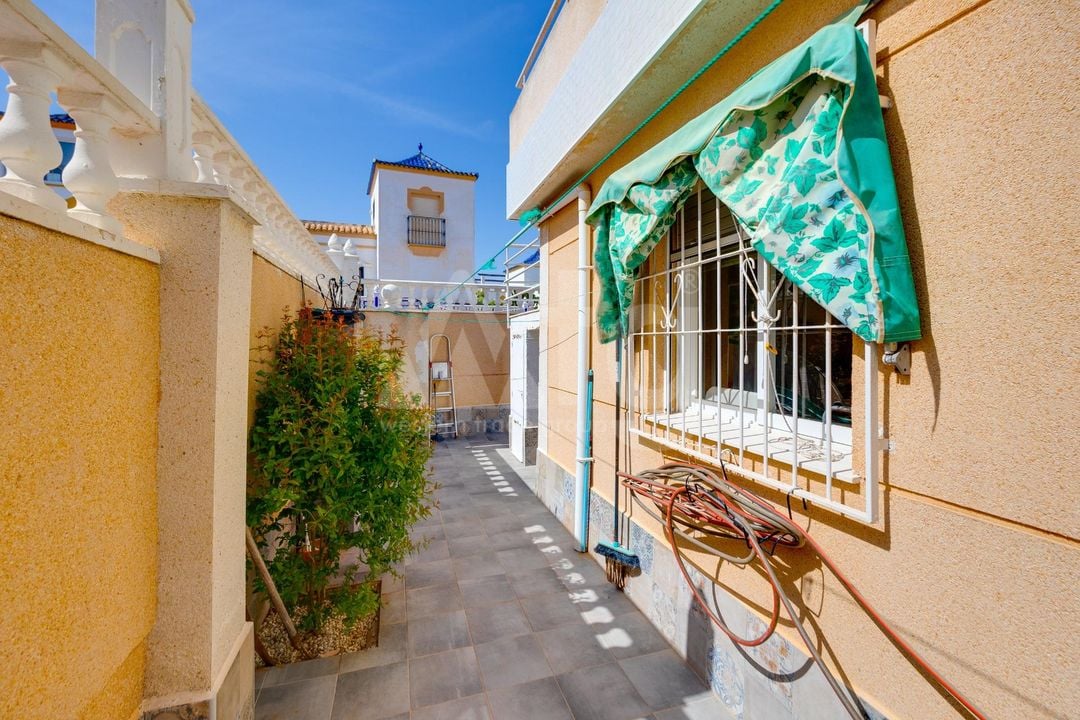 2 bedroom Townhouse in Torrevieja - CYM146980 - Photo - 21
