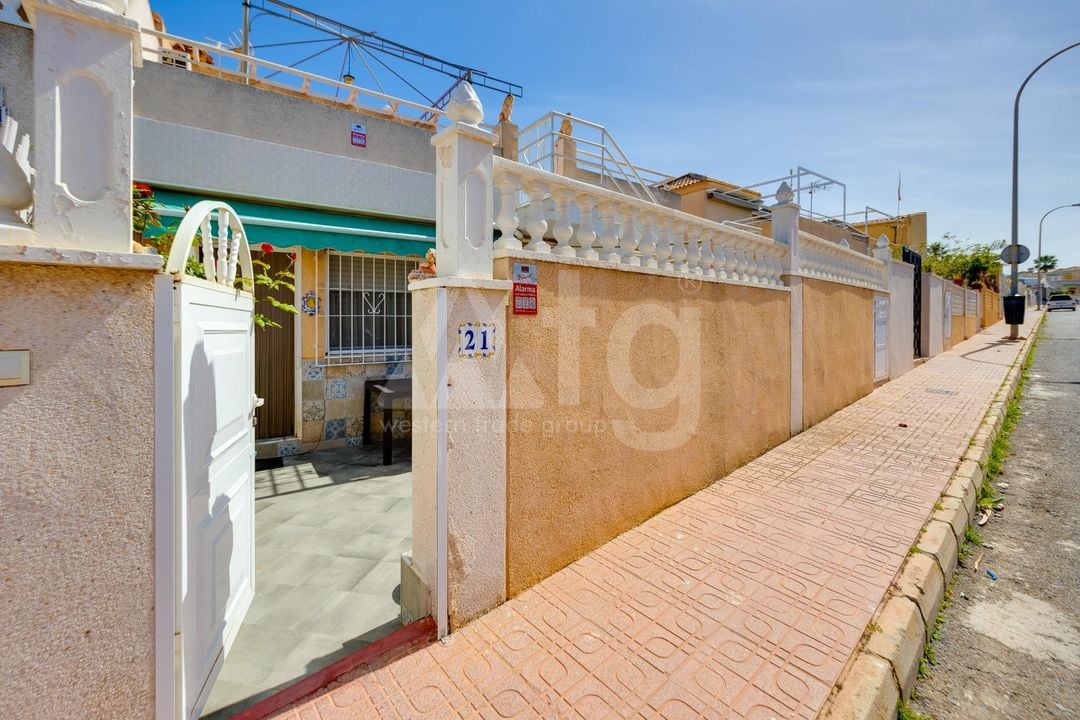 2 bedroom Townhouse in Torrevieja - CYM146980 - Photo - 24