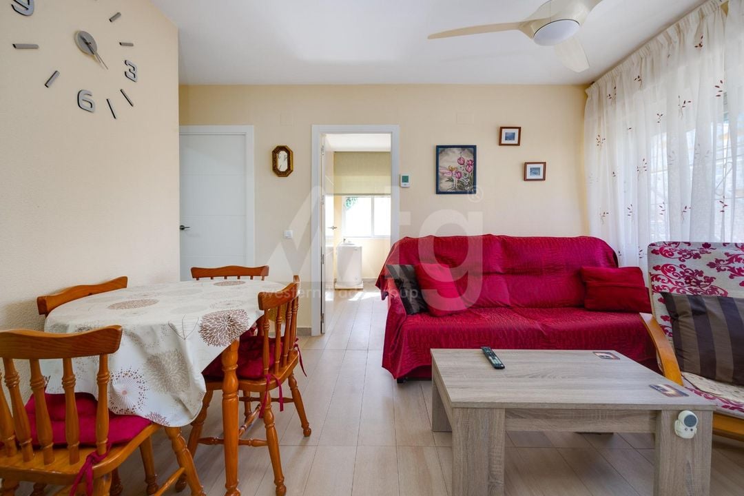 2 bedroom Townhouse in Torrevieja - CYM146980 - Photo - 3