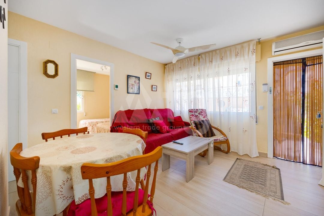 2 bedroom Townhouse in Torrevieja - CYM146980 - Photo - 4