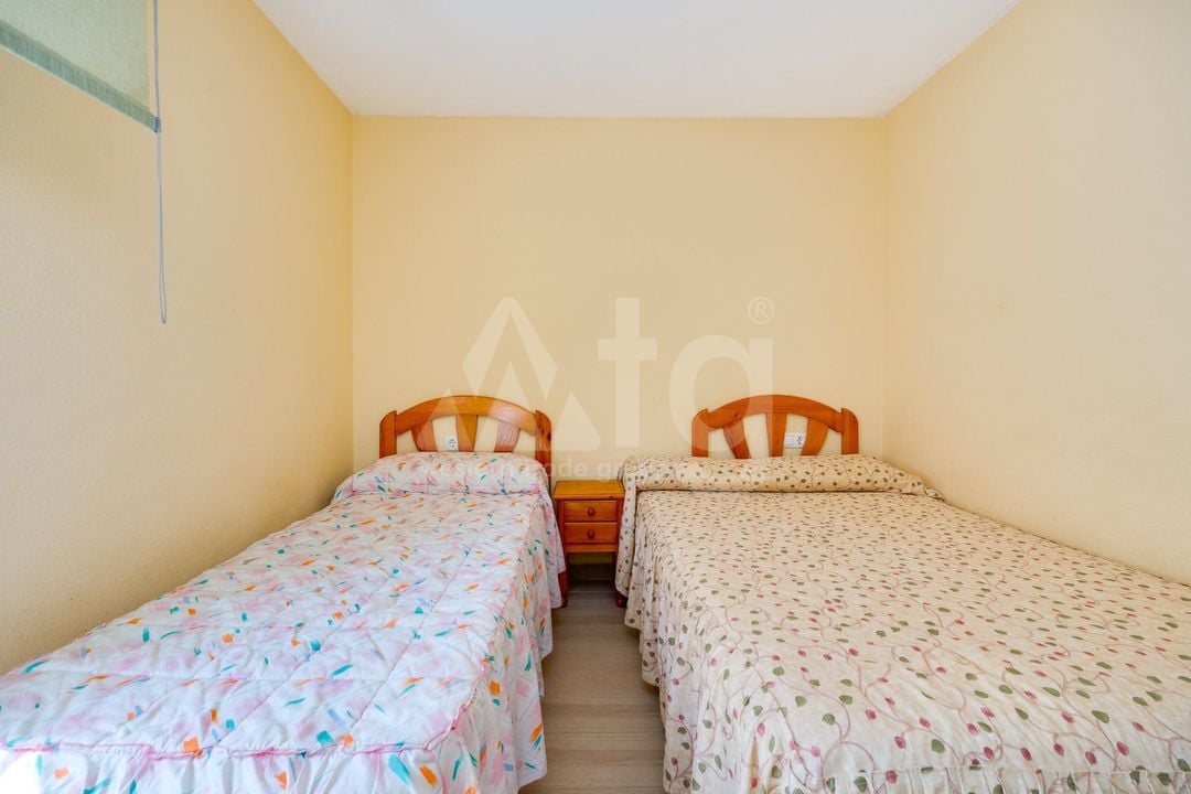 2 bedroom Townhouse in Torrevieja - CYM146980 - Photo - 13