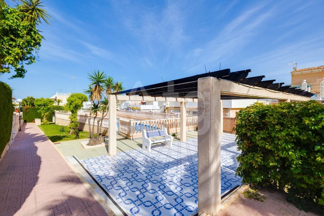 2 bedroom Townhouse in Torrevieja - CYM146980 - Photo - 29
