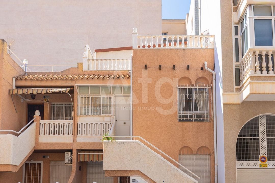 Bungalow de 3 chambres à Torrevieja - HRE140912 - Photo - 1