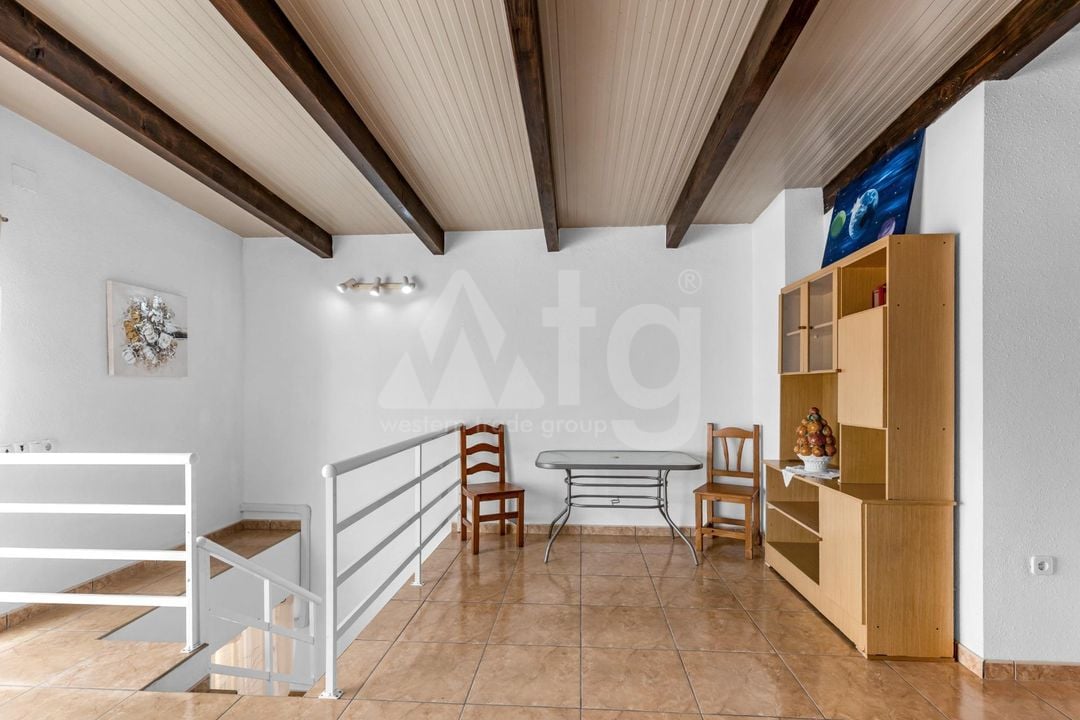 Bungalow de 3 chambres à Torrevieja - HRE140912 - Photo - 25