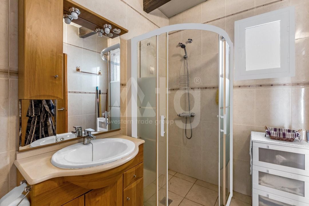 Bungalow de 3 chambres à Torrevieja - HRE140912 - Photo - 24
