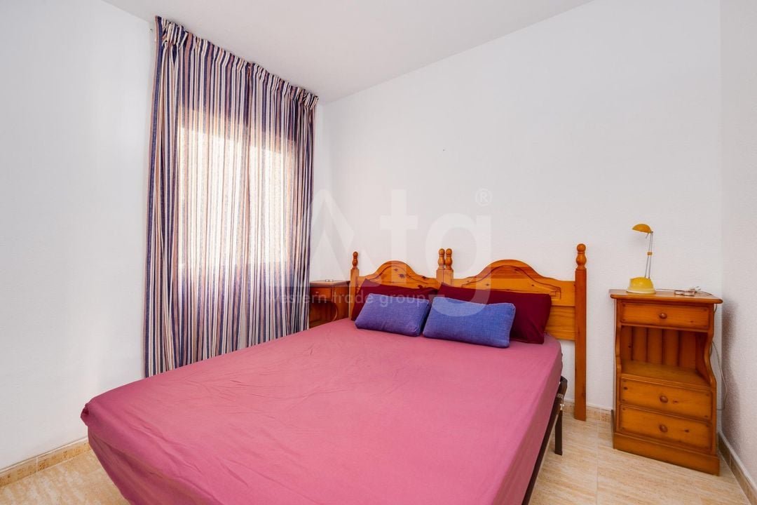2 bedroom Apartment in Torrevieja - CYM146979 - Photo - 11