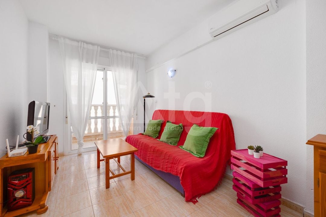 2 bedroom Apartment in Torrevieja - CYM146979 - Photo - 4