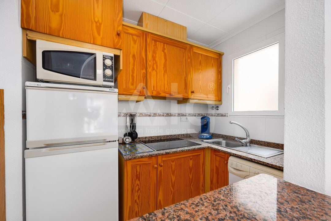 2 bedroom Apartment in Torrevieja - CYM146979 - Photo - 8