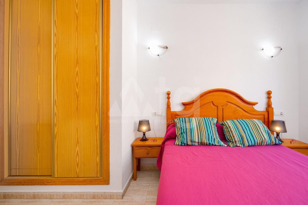 2 bedroom Apartment in Torrevieja - CYM146979 - Photo - 16