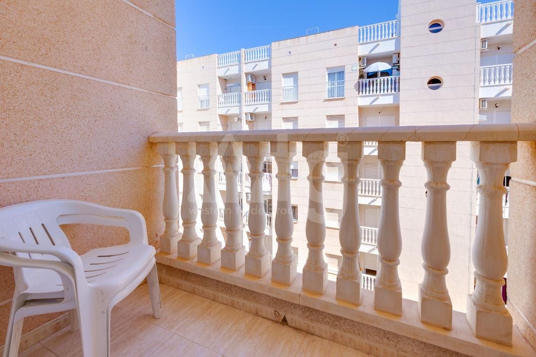 2 bedroom Apartment in Torrevieja - CYM146979 - Photo - 20