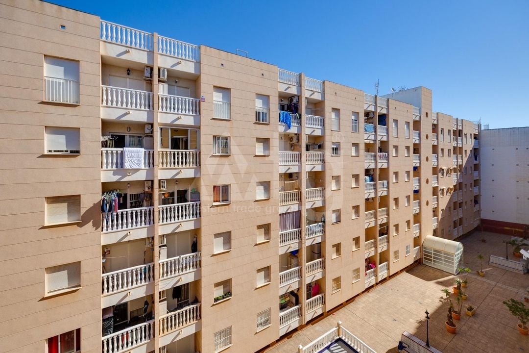 2 bedroom Apartment in Torrevieja - CYM146979 - Photo - 24