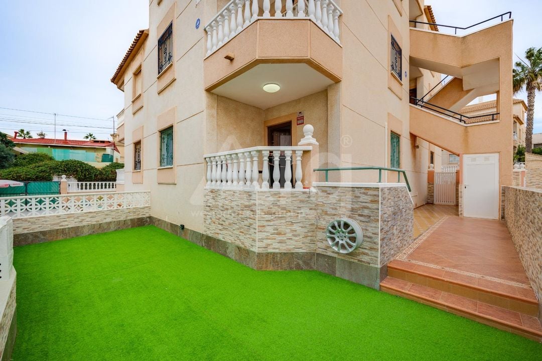 2 bedroom Apartment in Torrevieja - HRE140916 - Photo - 3