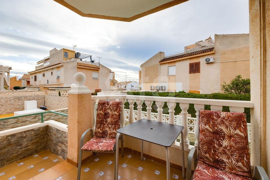 2 bedroom Apartment in Torrevieja - HRE140916 - Photo - 4