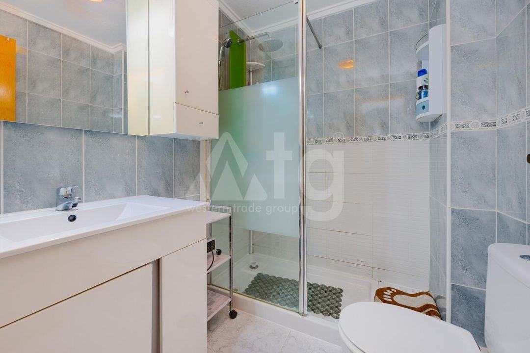 2 bedroom Apartment in Torrevieja - HRE140916 - Photo - 21