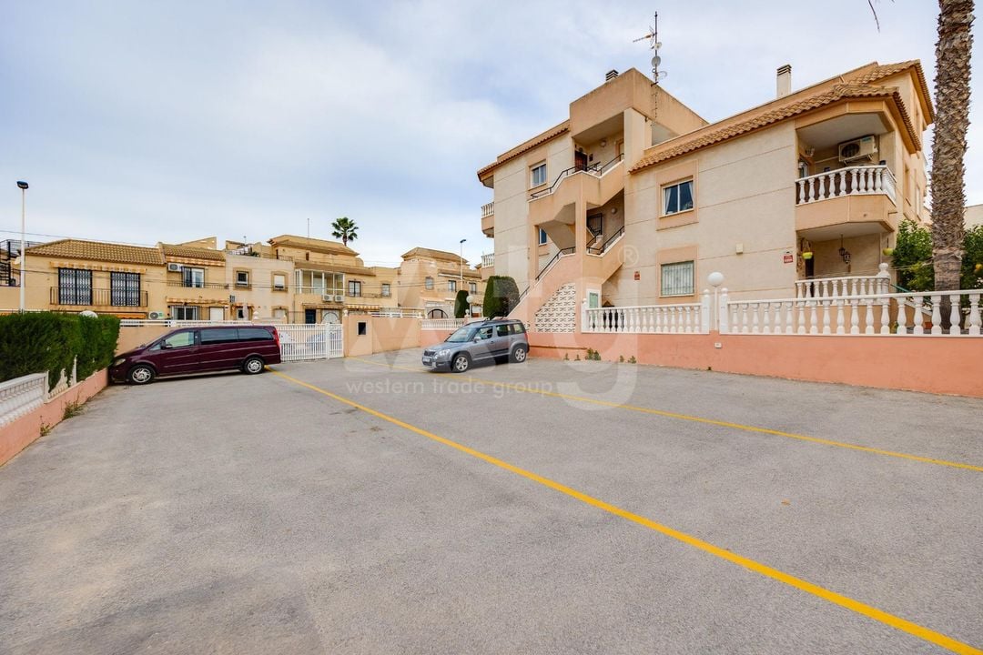 2 bedroom Apartment in Torrevieja - HRE140916 - Photo - 28
