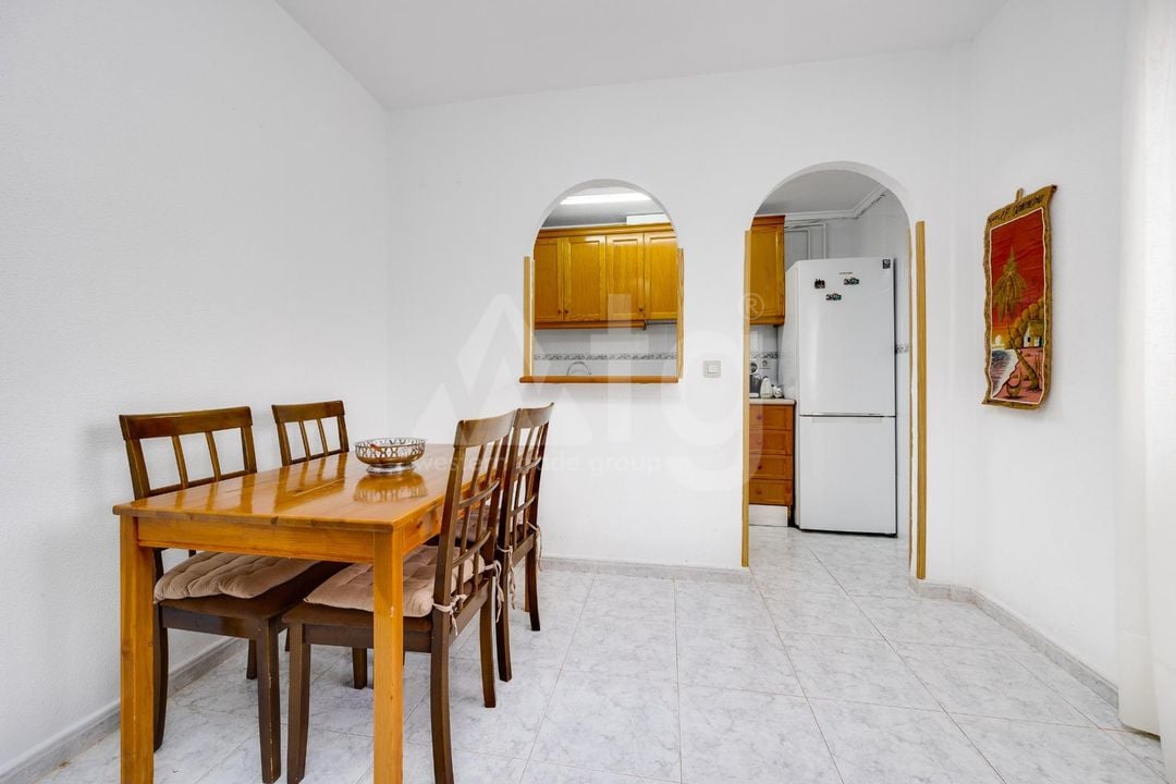 2 bedroom Apartment in Torrevieja - HRE140916 - Photo - 9