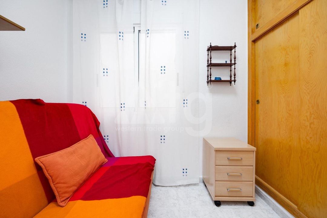 2 bedroom Apartment in Torrevieja - HRE140916 - Photo - 20