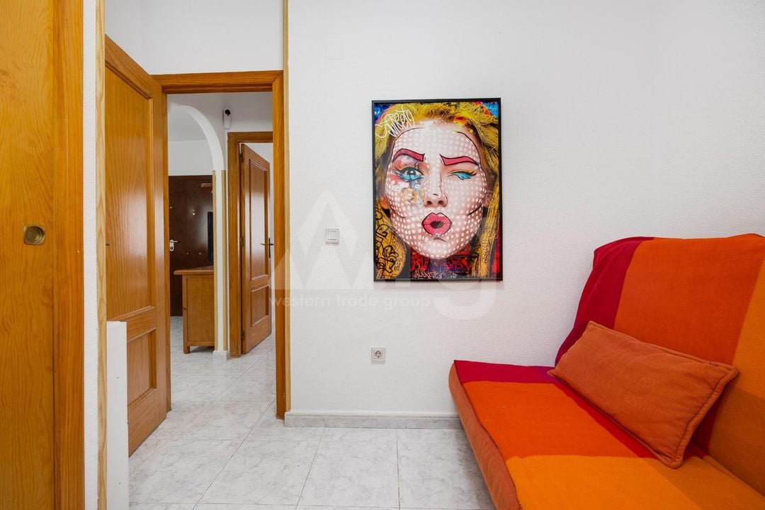 2 bedroom Apartment in Torrevieja - HRE140916 - Photo - 19