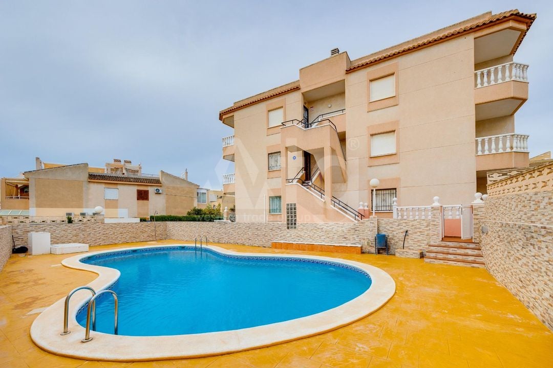 2 bedroom Apartment in Torrevieja - HRE140916 - Photo - 1