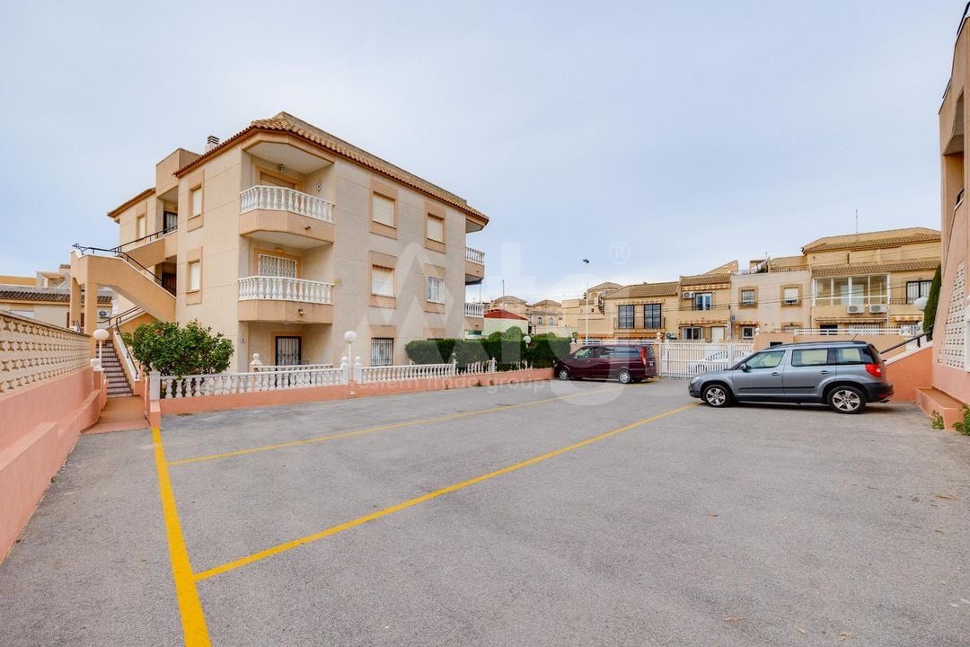 2 bedroom Apartment in Torrevieja - HRE140916 - Photo - 29