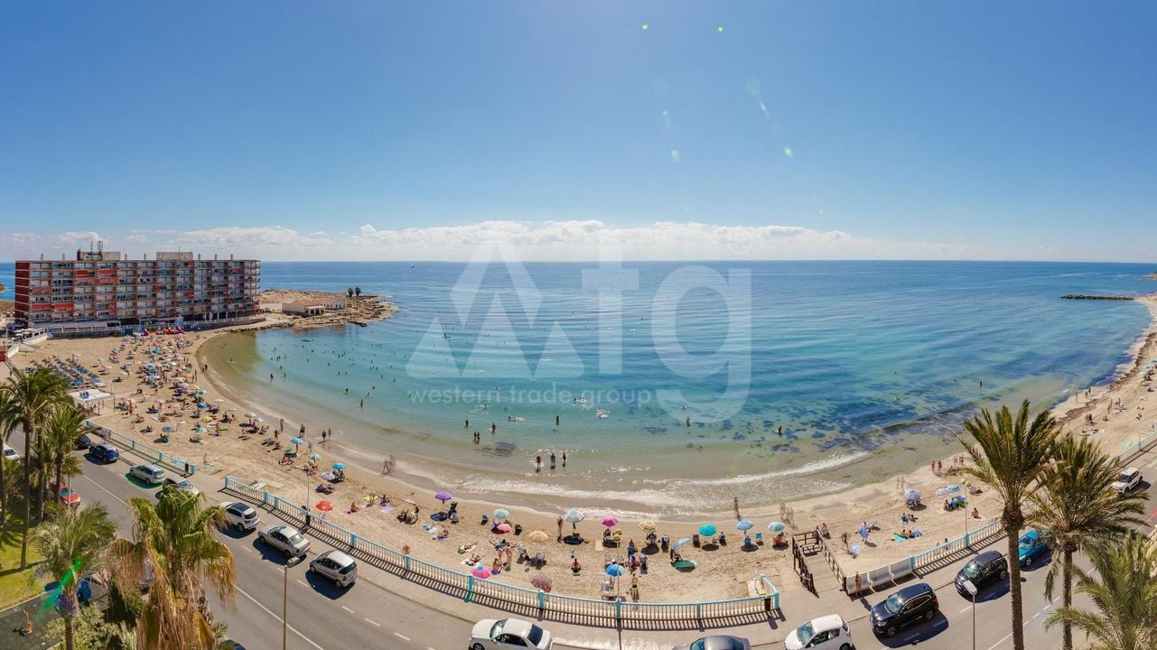 2 bedroom Apartment in Torrevieja - HRE140916 - Photo - 40