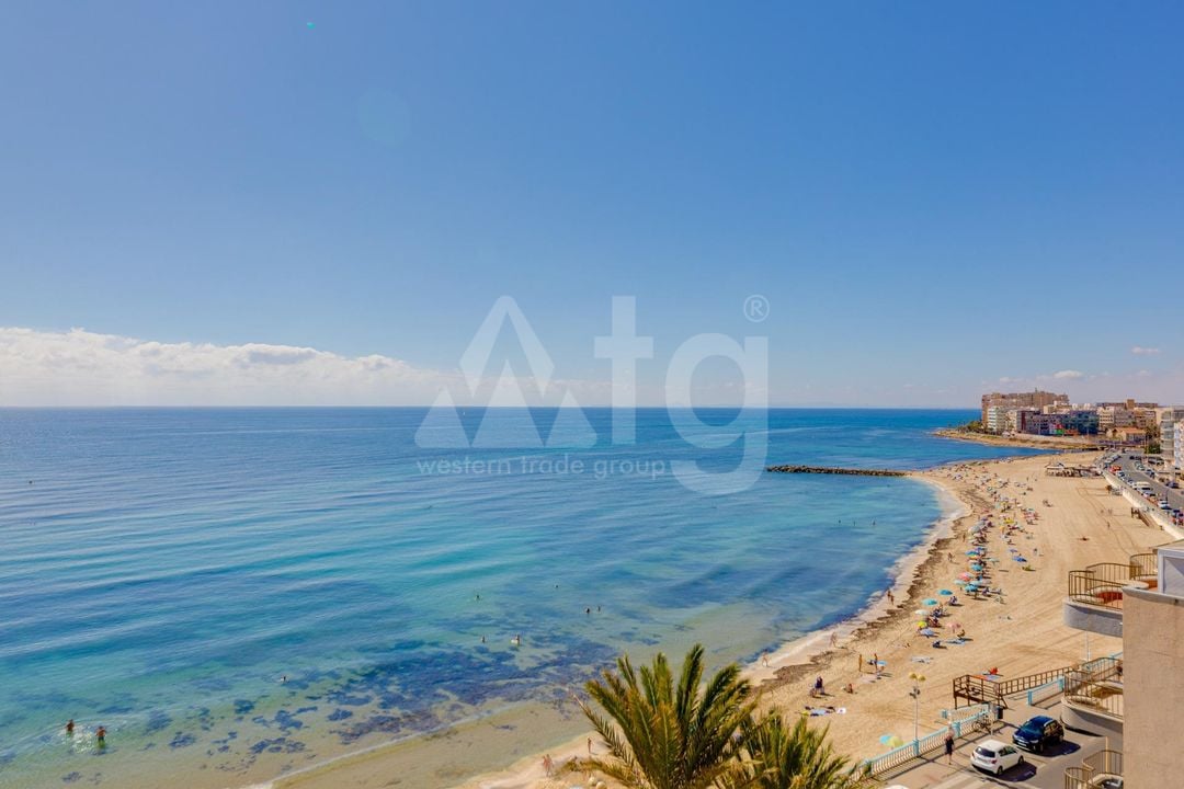 2 bedroom Apartment in Torrevieja - HRE140916 - Photo - 38