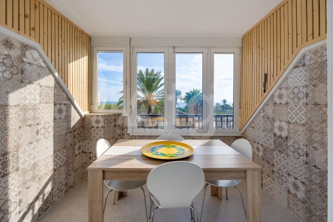2 bedroom Apartment in Torrevieja - HRE140923 - Photo - 9