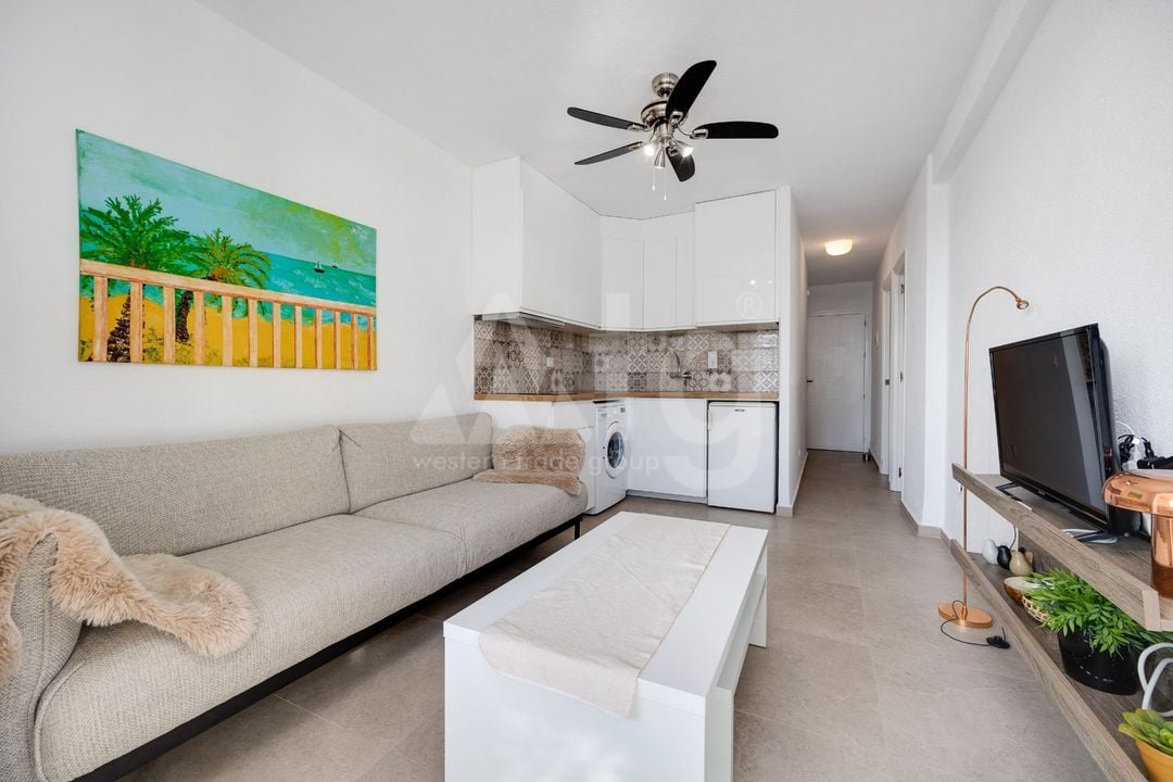 2 bedroom Apartment in Torrevieja - HRE140923 - Photo - 4
