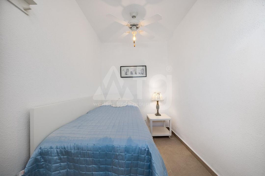 2 bedroom Apartment in Torrevieja - HRE140923 - Photo - 13