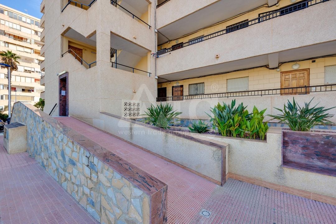 2 bedroom Apartment in Torrevieja - HRE140923 - Photo - 21