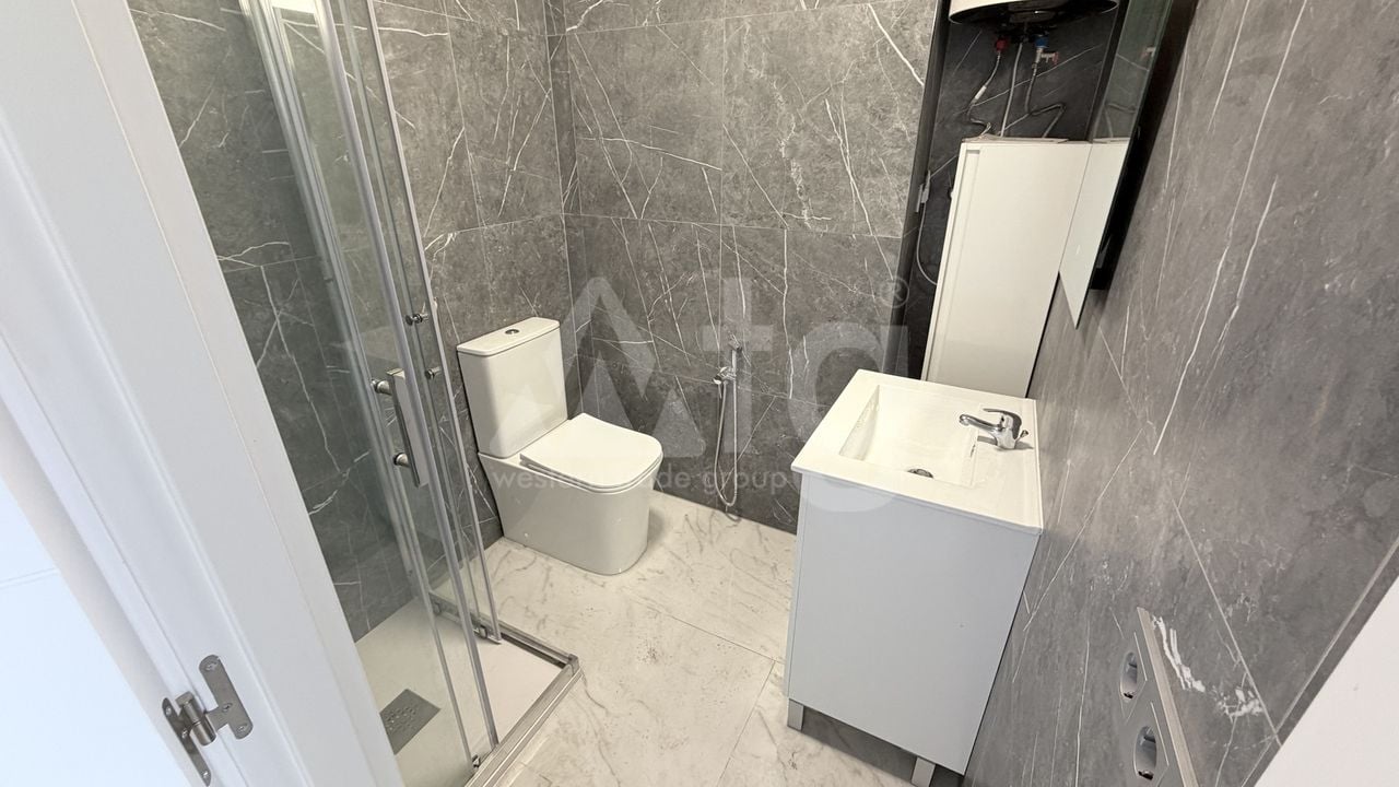 2 bedroom Apartment in Torrevieja - AET140971 - Photo - 8