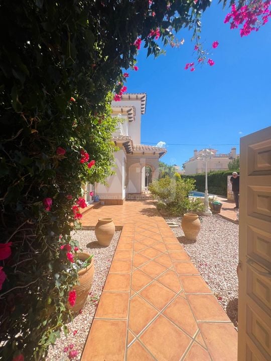 3 bedroom Villa in Orihuela Costa - TT140986 - Photo - 29