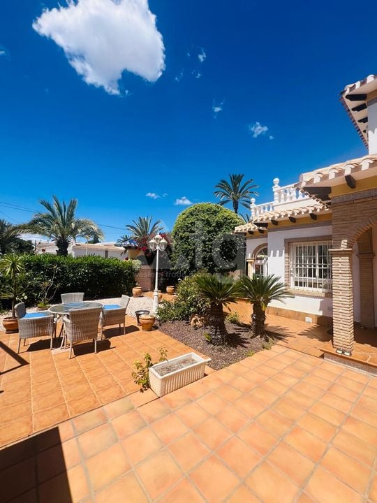 3 bedroom Villa in Orihuela Costa - TT140986 - Photo - 26