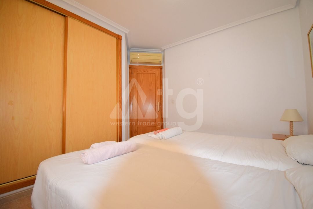 3 Schlafzimmer Doppelhaus in Playa Flamenca - VRE141021 - Foto - 8