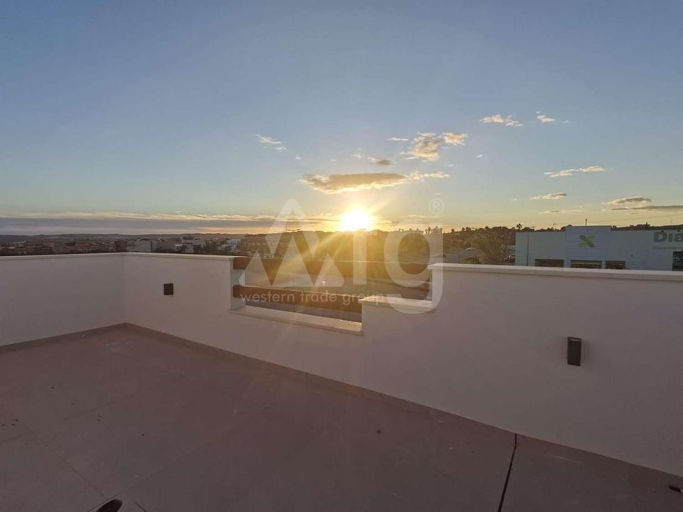 5 bedroom Villa in Los Montesinos - EES141089 - Photo - 8