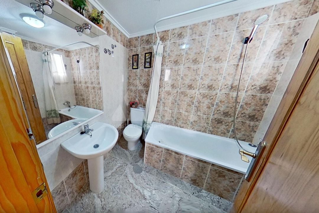 2 bedroom Apartment in Torrevieja - SV141099 - Photo - 12