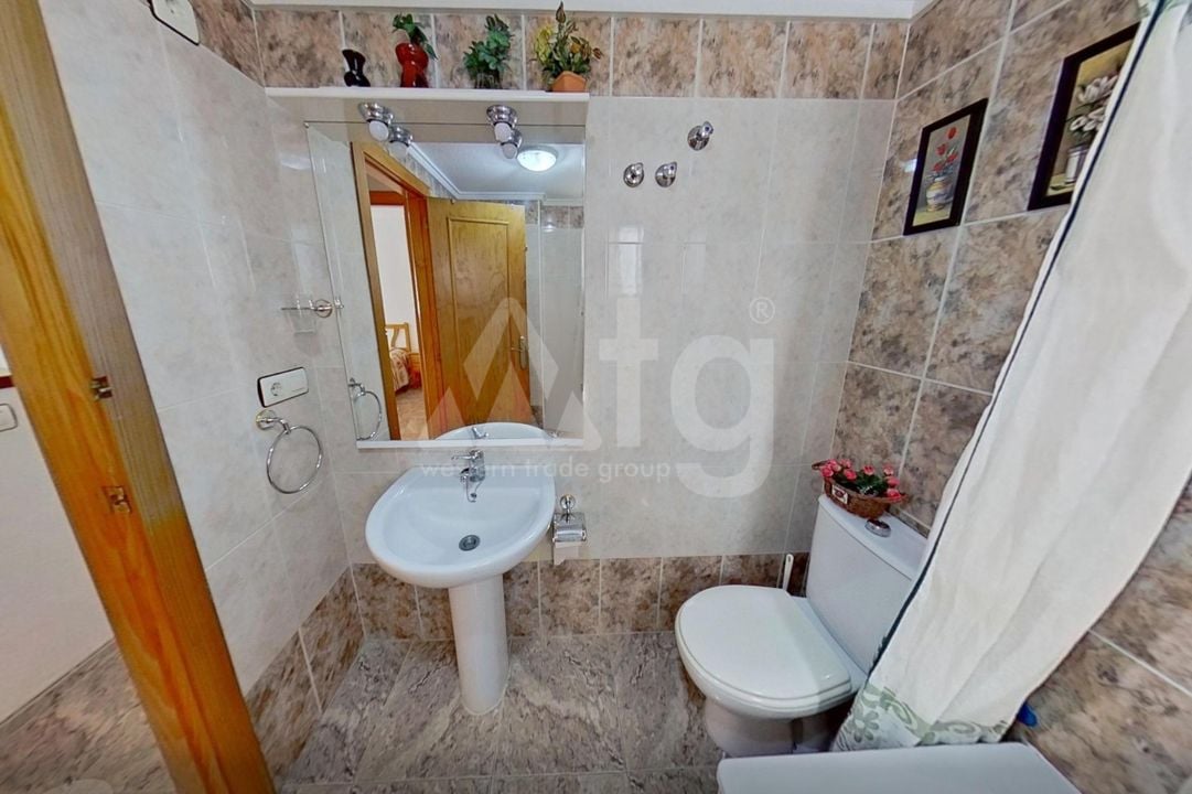 2 bedroom Apartment in Torrevieja - SV141099 - Photo - 13