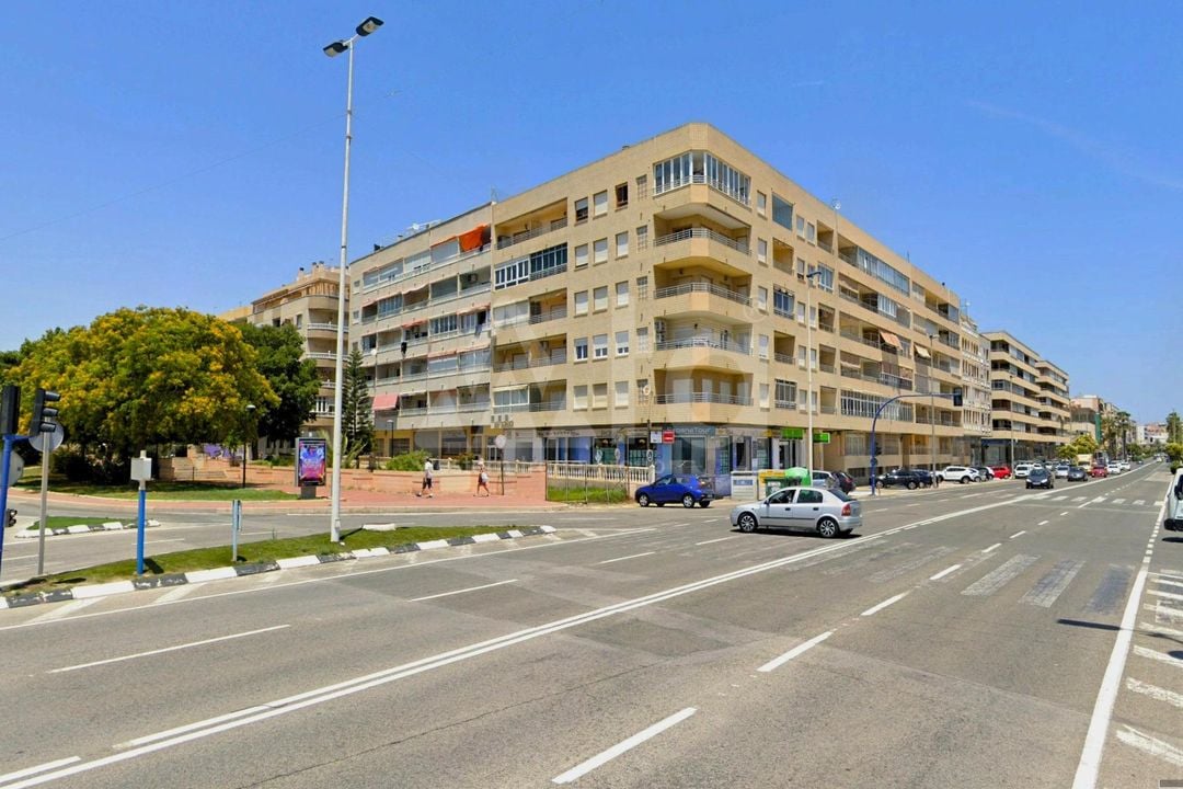 2 bedroom Apartment in Torrevieja - SV141099 - Photo - 1