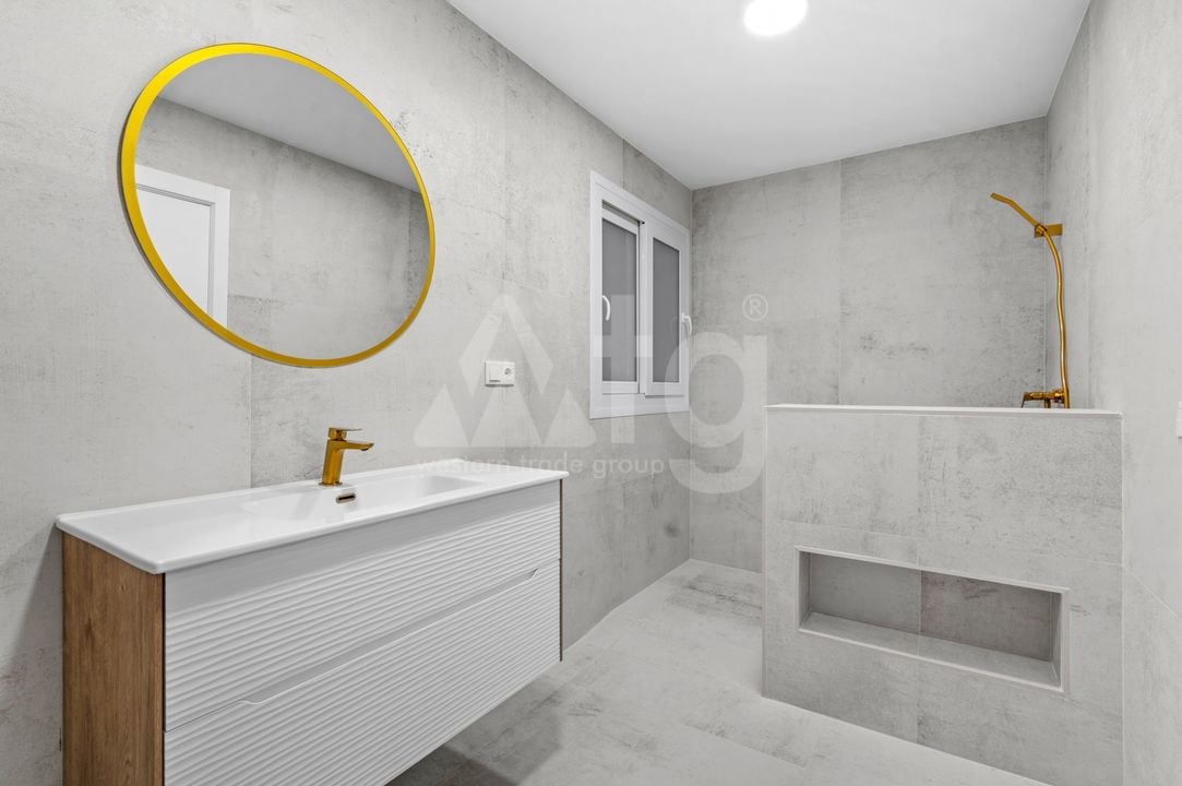 3 bedroom Apartment in Torrevieja - CBB141169 - Photo - 20
