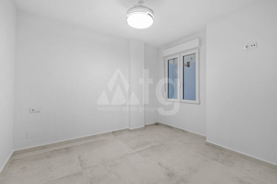 3 bedroom Apartment in Torrevieja - CBB141169 - Photo - 15